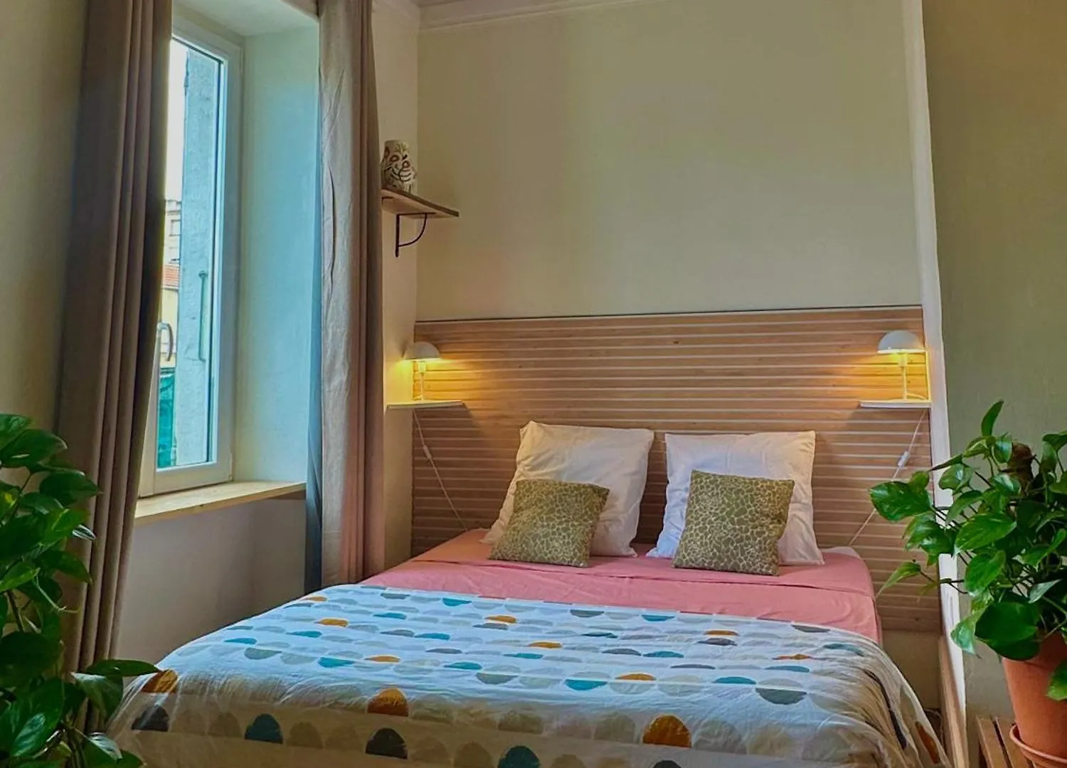 Apartment Loft Calme, Lumineux 58 M2 En Ville Parking Prive Montelimar France