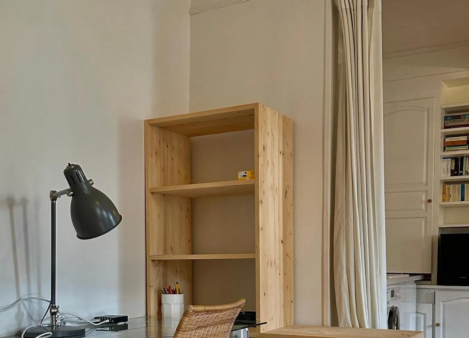 Loft Calme, Lumineux 58 M2 En Ville Parking Prive Montelimar Apartment